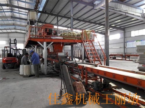 fs复合保温板设备 2019全新升级配置就是霸气
